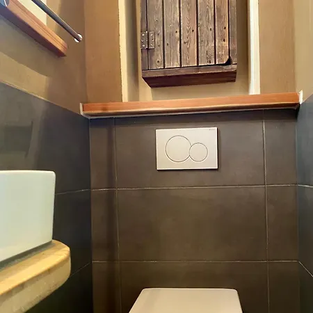 Apartment Gesund Wohnen Im Kuenstlerhaus